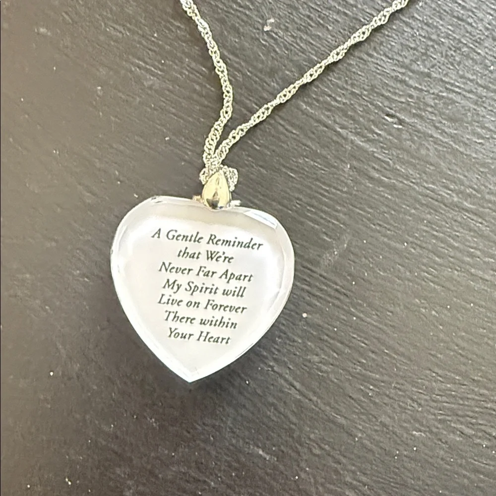 The Bradford Exchange messenger from heaven pendant - Picture 5 of 8